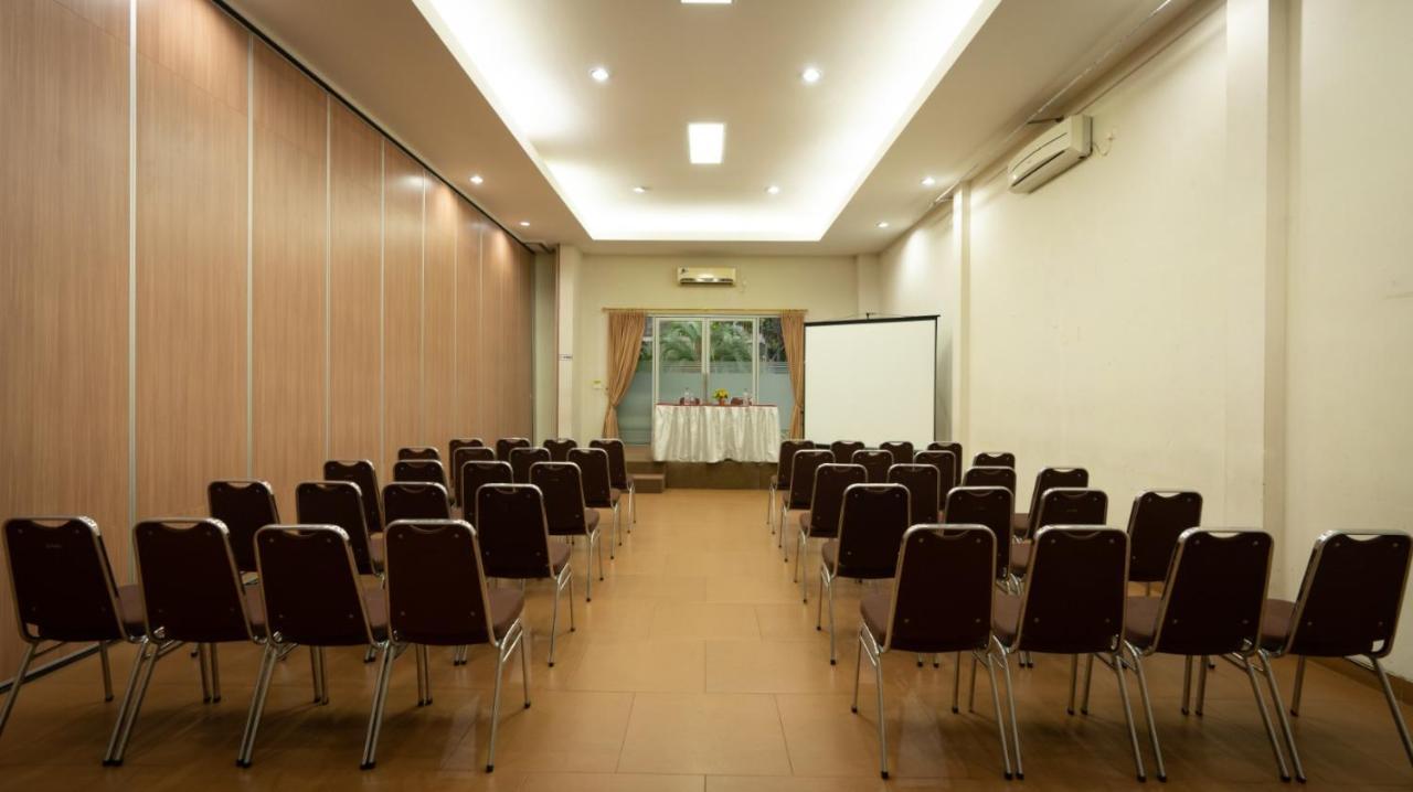 Nite & Day Mdc Puncak - Gadog Hotel Bogor Kültér fotó
